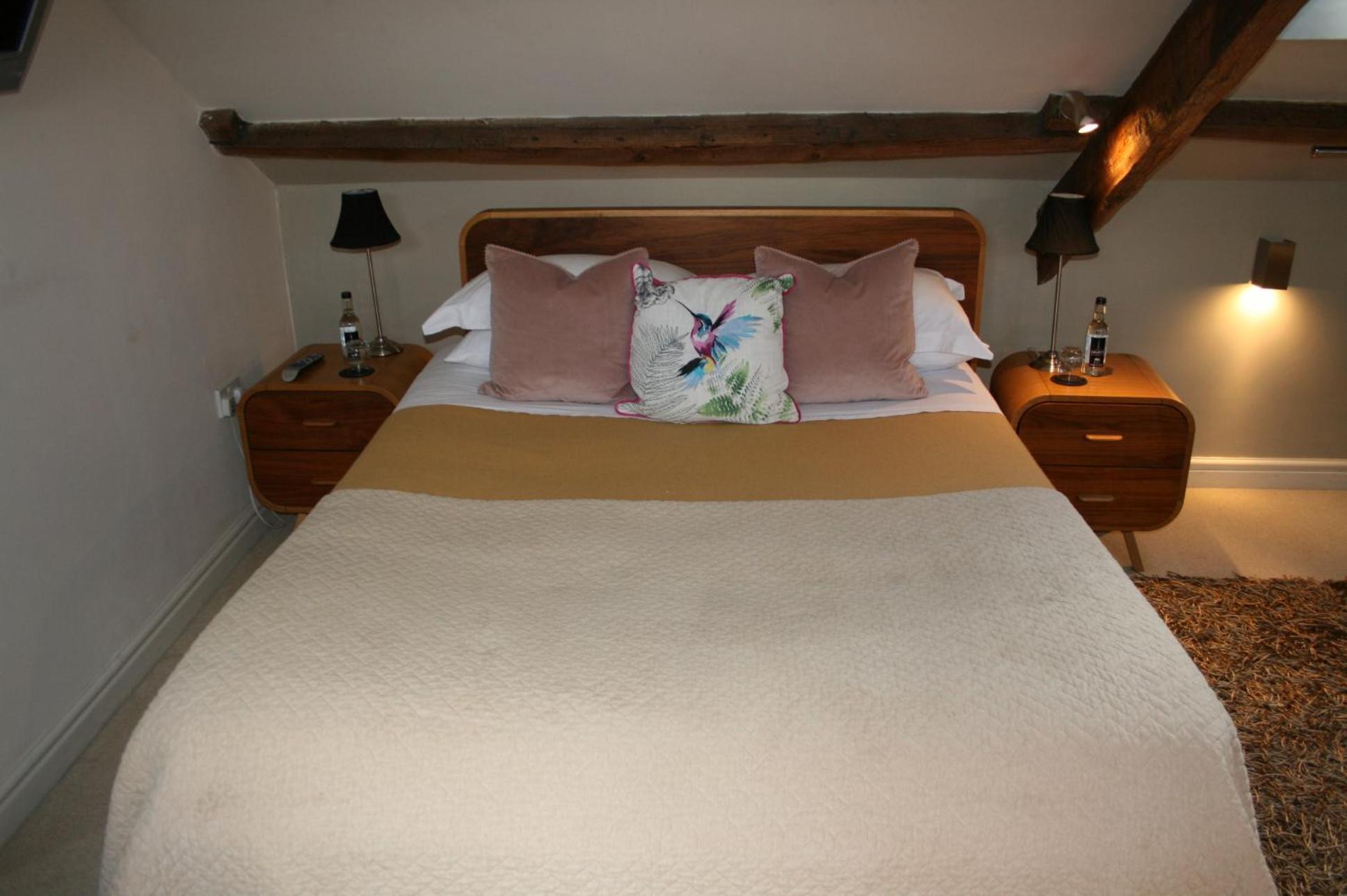 Hotel The New White Lion Llandovery Esterno foto